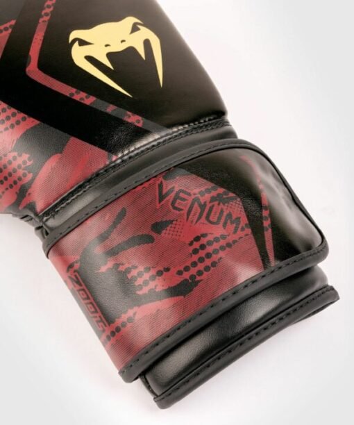 Boxhandschuhe Defender Contender 2.0 Venum Camouflage Rot-Schwarz