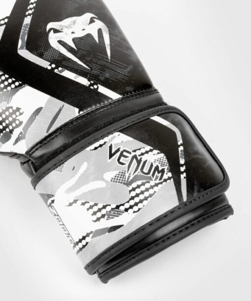 Boksarske rokavice Defender Venum kamuflažne belo-črne