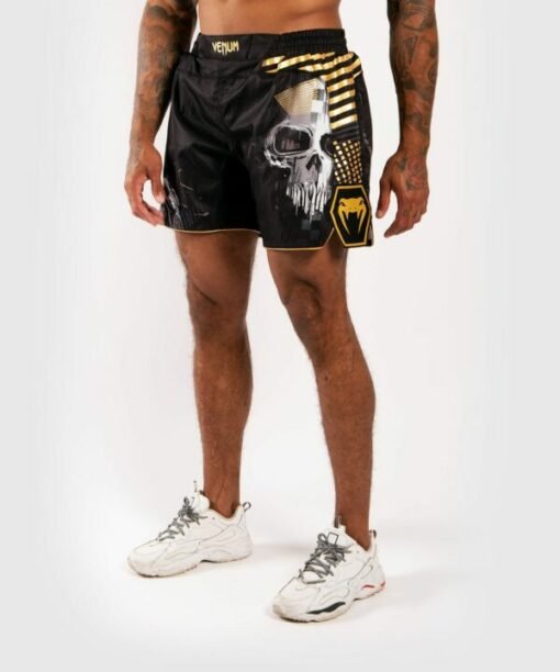 MMA kratke hlače Venum črne z tiskom lobanje na hlačnici