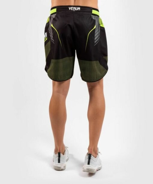 MMA kratke hlače Venum črno- neo zelena z logotipom